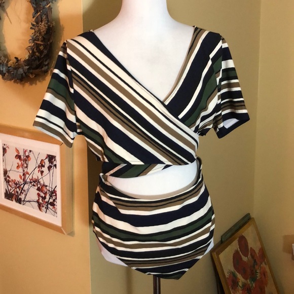 ASOPH Size 3X Peek-A-Boo Striped Wrap V-Neck Bodysuit Subdued Colors $48 NEW - Picture 2 of 11